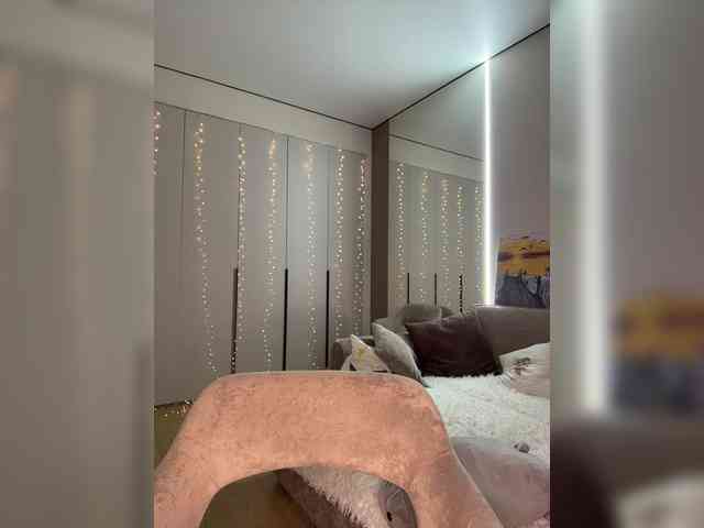 VictoriaBix webcam