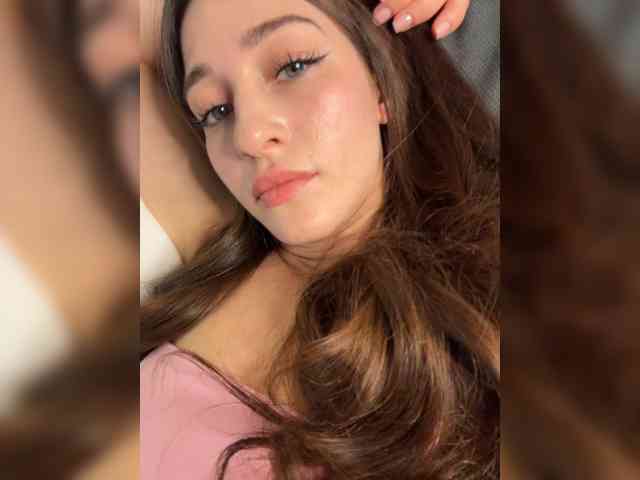 VictoriaBix webcam