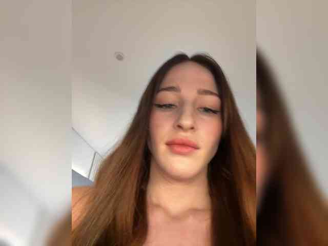 VictoriaBix webcam