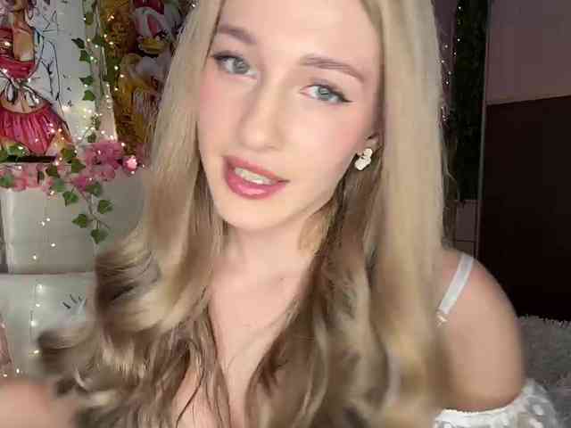 VictoriaBix webcam