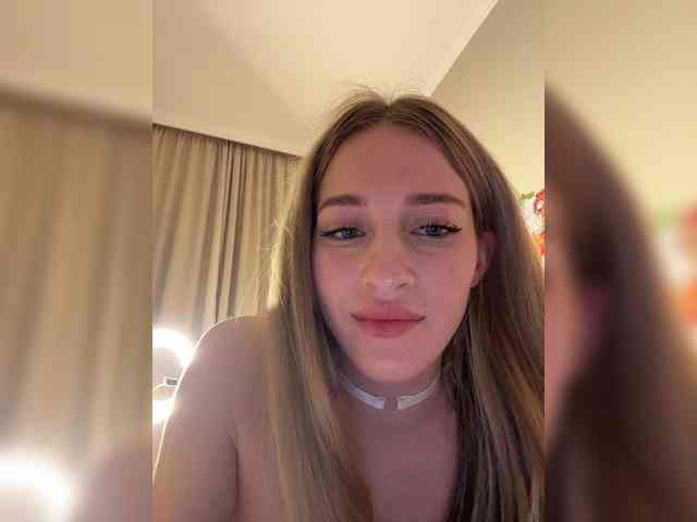 VictoriaBix webcam