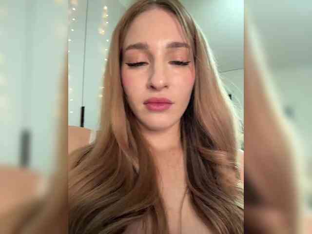 VictoriaBix webcam
