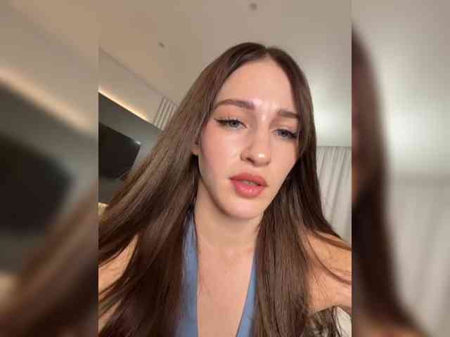 VictoriaBix webcam