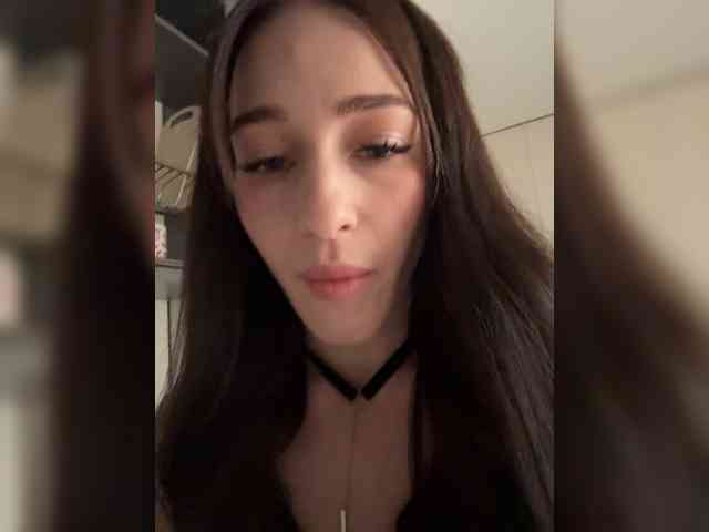 VictoriaBix webcam