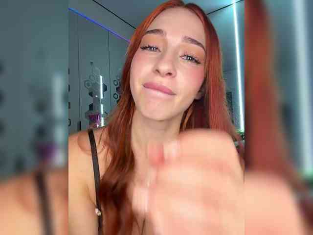 VictoriaBix webcam
