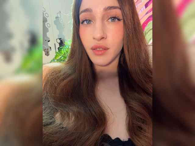 VictoriaBix webcam