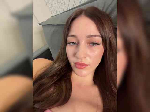 VictoriaBix webcam