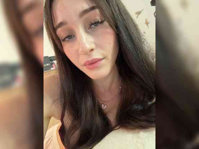 VictoriaBix webcam