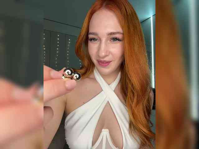 VictoriaBix webcam
