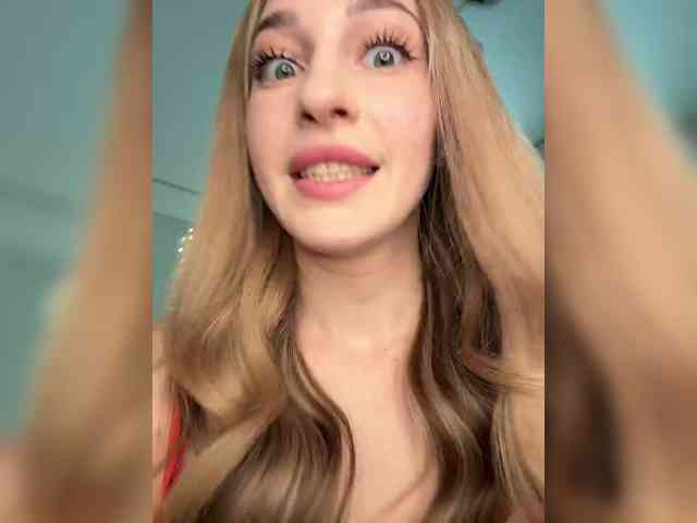 VictoriaBix webcam
