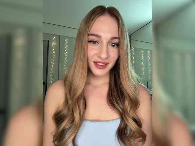 VictoriaBix webcam