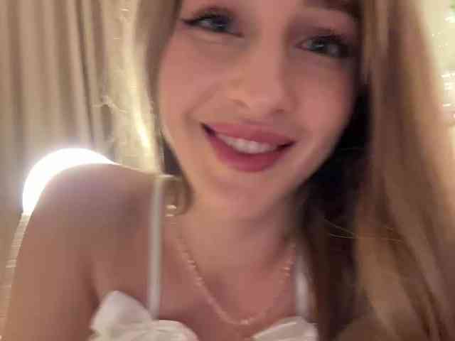 VictoriaBix webcam