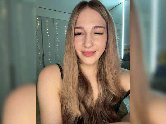 VictoriaBix webcam