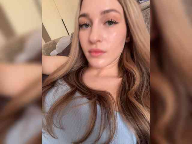 VictoriaBix webcam