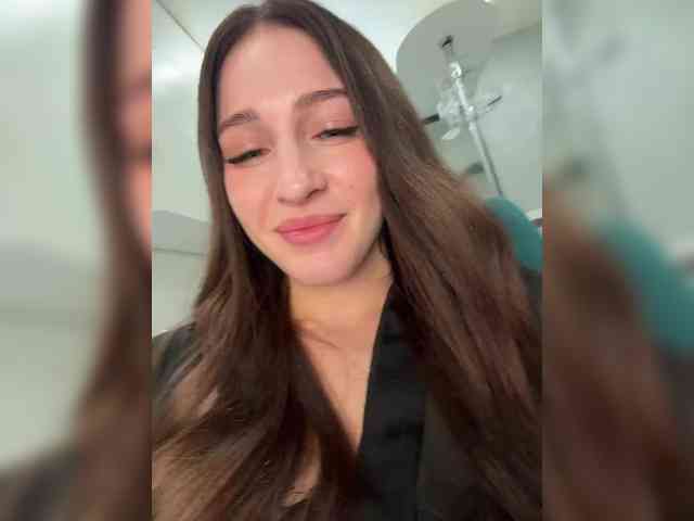VictoriaBix webcam