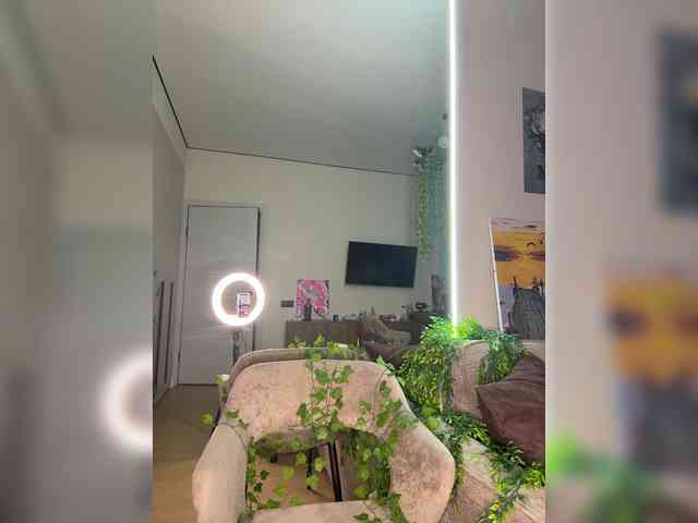 VictoriaBix webcam