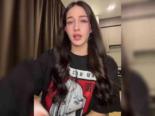 VictoriaBix webcam