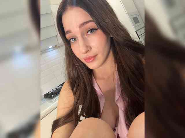VictoriaBix webcam