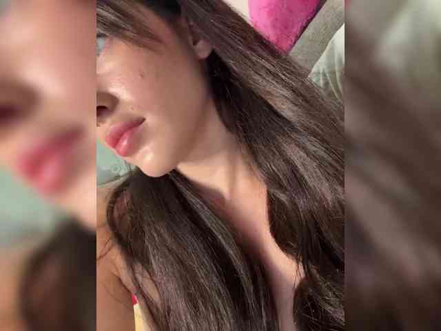 VictoriaBix webcam