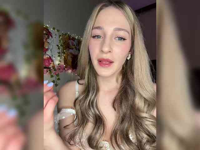 VictoriaBix webcam