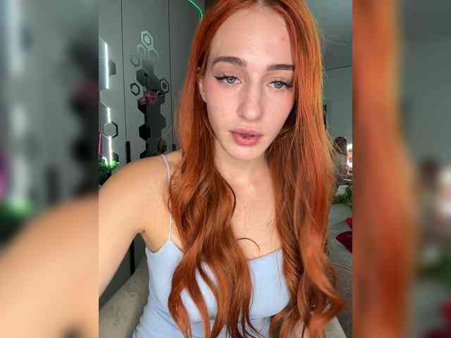 VictoriaBix webcam