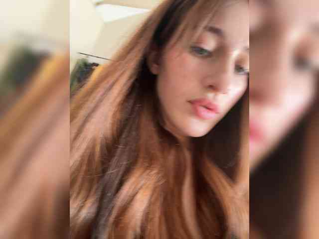 VictoriaBix webcam