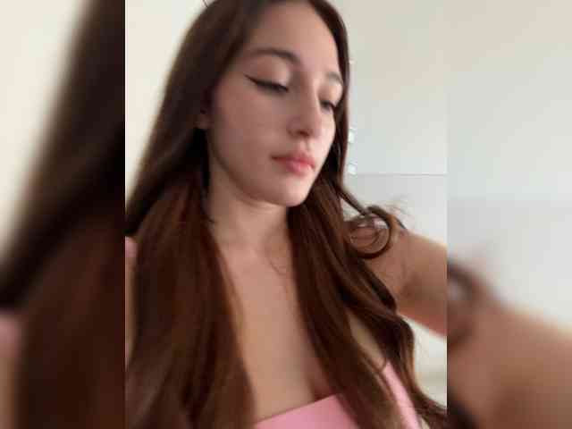 VictoriaBix webcam
