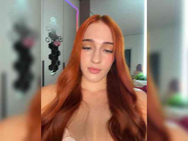 VictoriaBix webcam
