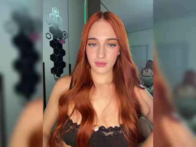 VictoriaBix webcam