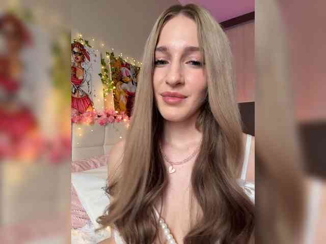 VictoriaBix webcam