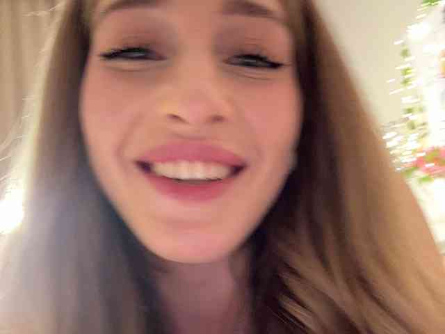 VictoriaBix webcam