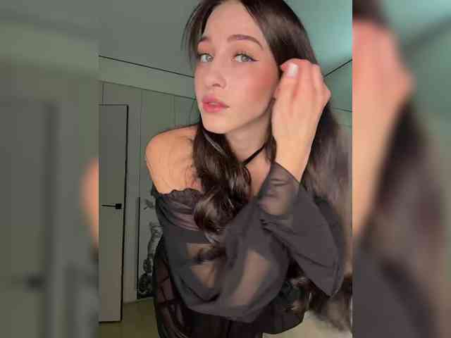 VictoriaBix webcam