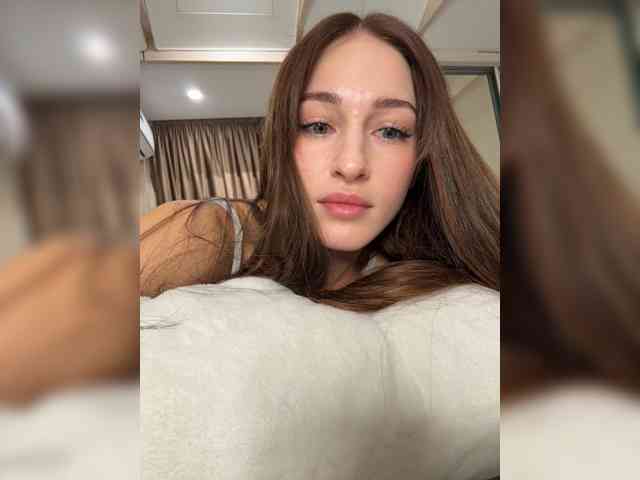 VictoriaBix webcam