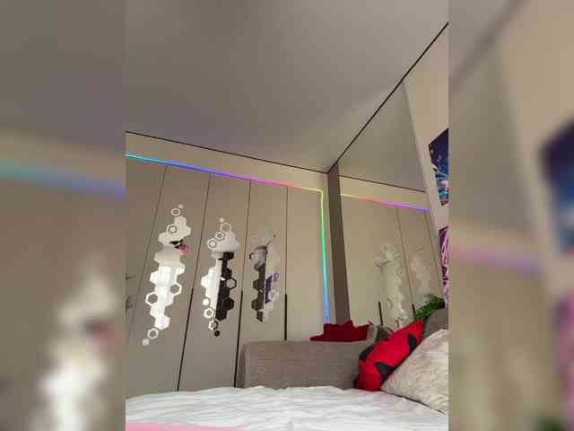 VictoriaBix webcam