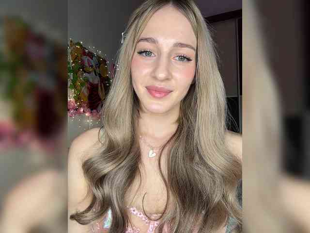 VictoriaBix webcam