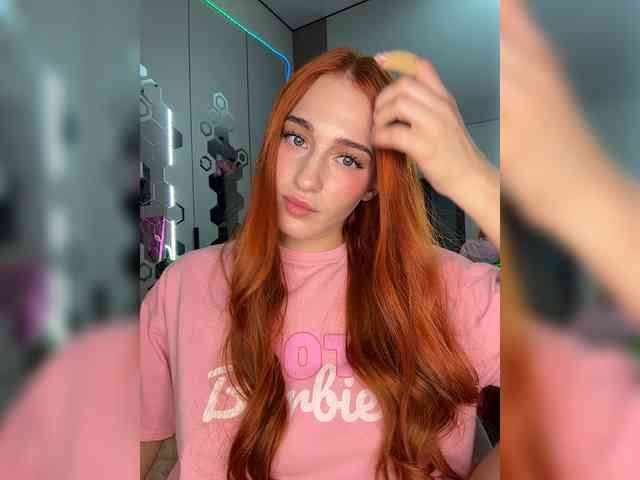 VictoriaBix webcam