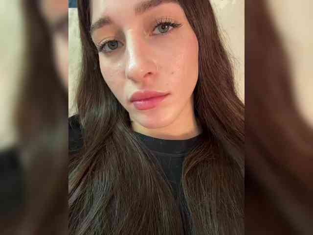 VictoriaBix webcam