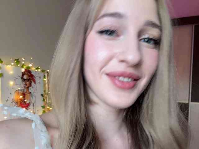 VictoriaBix webcam