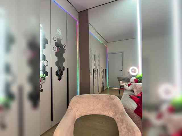 VictoriaBix webcam