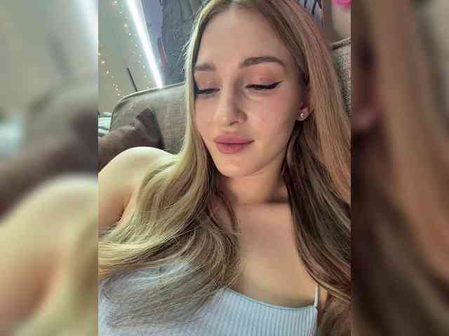 VictoriaBix webcam