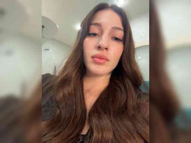 VictoriaBix webcam