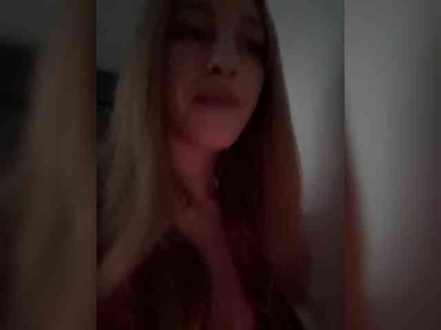 VictoriaBix webcam