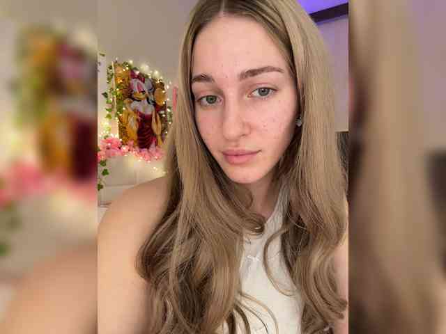 VictoriaBix webcam