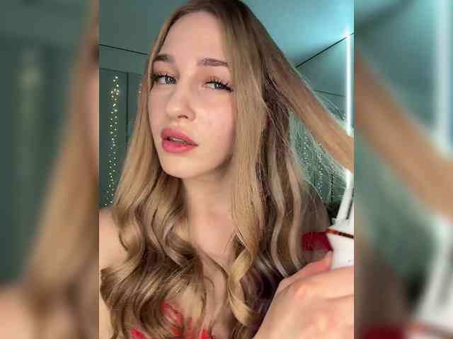 VictoriaBix webcam