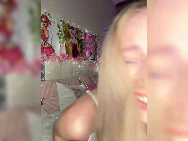 VictoriaBix webcam
