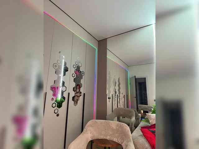 VictoriaBix webcam