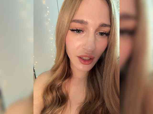 VictoriaBix webcam