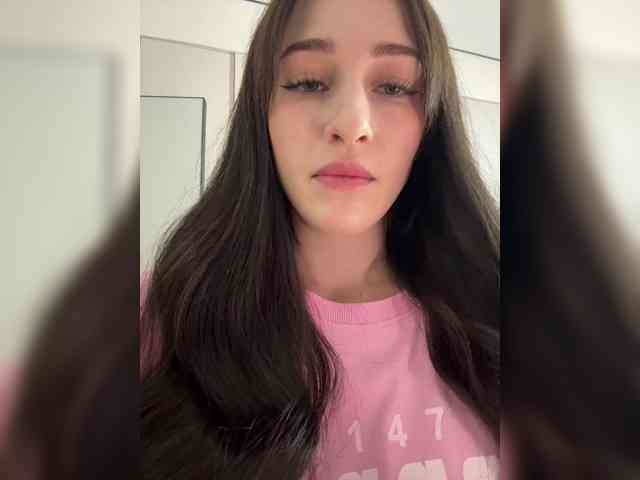 VictoriaBix webcam