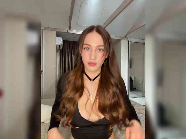 VictoriaBix webcam