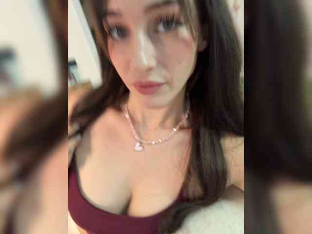 VictoriaBix webcam